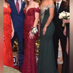 Elegant Green Off-Shoulder Dress with Gold Embroidery